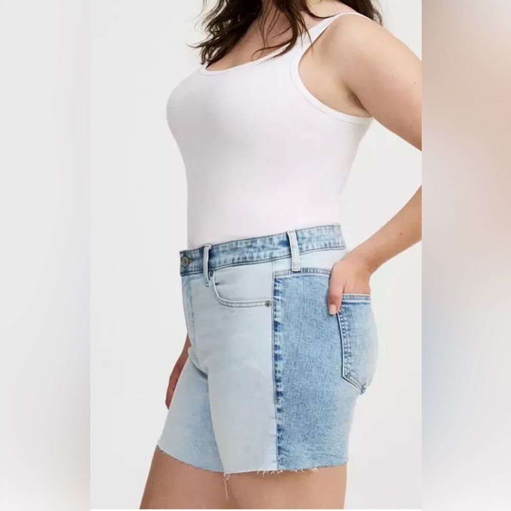 NWT Torrid Perfect High Rise 5” Vintage Stretch Shorts Two Tone Denim Shorts 26